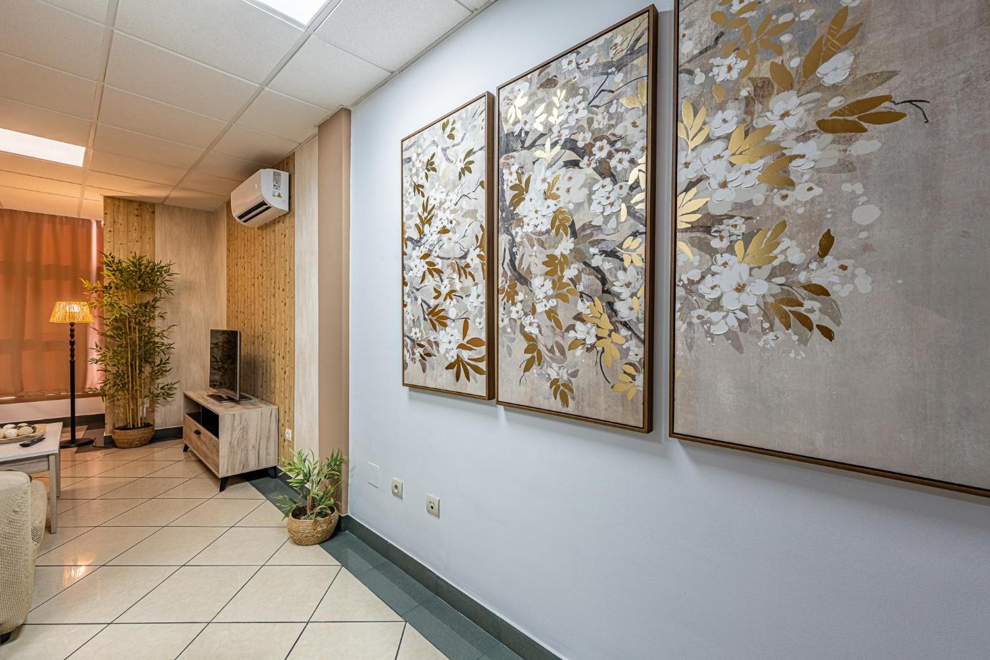 Apartamento El Dorado Cerca Del Mar Malaga Bagian luar foto