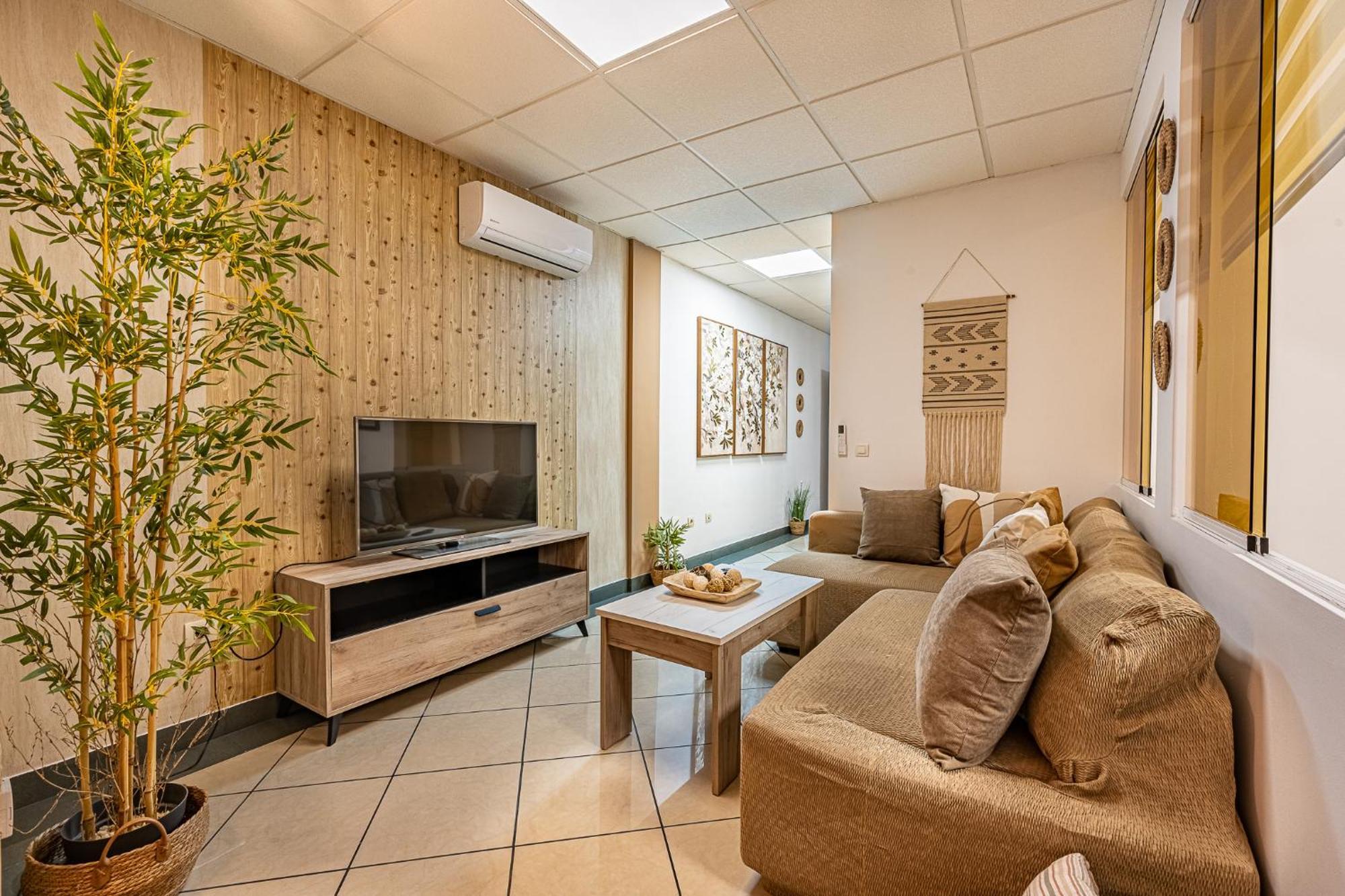 Apartamento El Dorado Cerca Del Mar Malaga Bagian luar foto